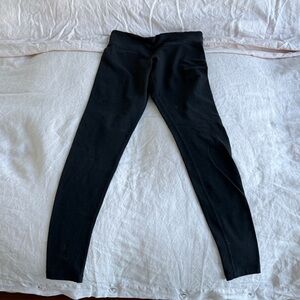 Lululemon black leggings